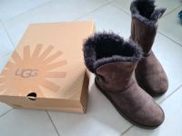 Ugg Boots Stiefel Gr.37 Bailey braun sehr guter Zustand Hessen - Dieburg Vorschau