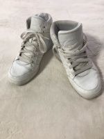 Adidas Sneakers Leder original , Gr. UK 9 // 43 weiß Burglesum - Burg-Grambke Vorschau