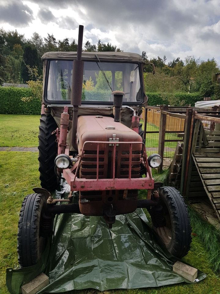 Oldtimer - IHC D-432 mit Frontlader - Originalpapiere! in Uelzen