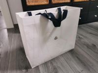 Original Moncler Tüte Verpackung 48x42x18cm Nordrhein-Westfalen - Mülheim (Ruhr) Vorschau