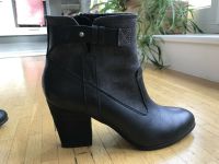 Elegante Stiefel/Stiefeletten mit Absatz von ESPRIT Frankfurt am Main - Sachsenhausen Vorschau