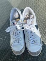 Nike Blazer low Vintage Sneaker Damen weiss Gr. 38,5 Bayern - Landshut Vorschau
