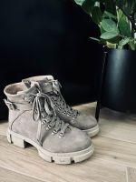 Copenhagen Stiefel taupe beige Größe 38 Rheinland-Pfalz - Irrel Vorschau