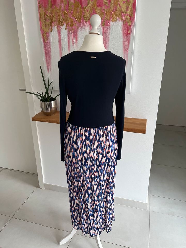 Street One ❤️ Maxi Kleid Gr 38 blau orange weiß Neu in Gehrden