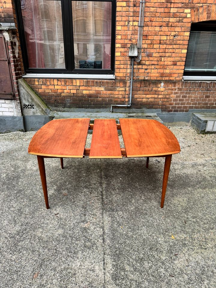 Esstisch erweiterbar > 210cm Teak Tisch danish Design Vintage Esszimmertisch Teakholz Dänemark 60er Retro in Berlin