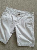 Shorts Kurzehose Gr.M von E D C Since 98 Sachsen - Limbach-Oberfrohna Vorschau