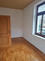 3 Zimmer-Wohnung mit Einbauküche in ruhiger Wohnlage Sachsen - Meerane Vorschau