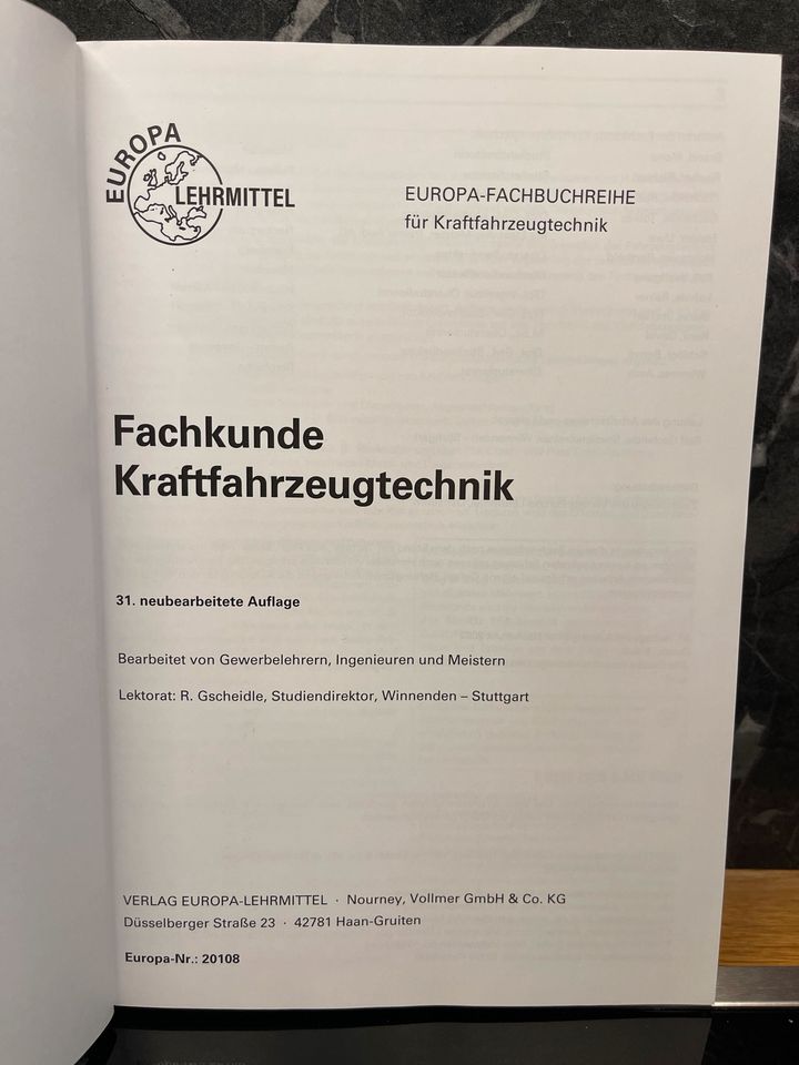 Fachkunde Kraftfahrzeugtechnik Ausbildung Buch Kraftfahrzeug in Trier