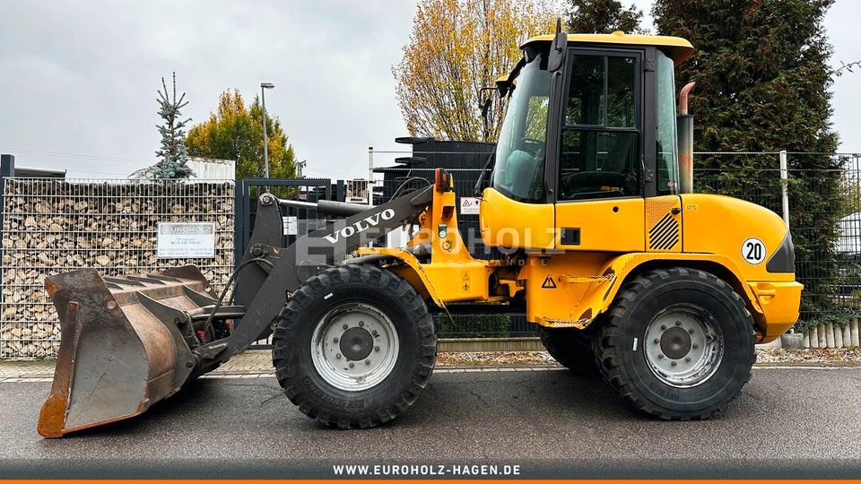 Radlader Volvo L 30 B, Schnellwechsler, Allrad, 3. Steuerkreis in Hagen