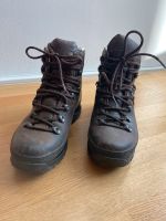 Hanwag Voll Leder Wanderschuhe zur Neubesohlung Gr. 5,5 wie Yukon Dresden - Neustadt Vorschau