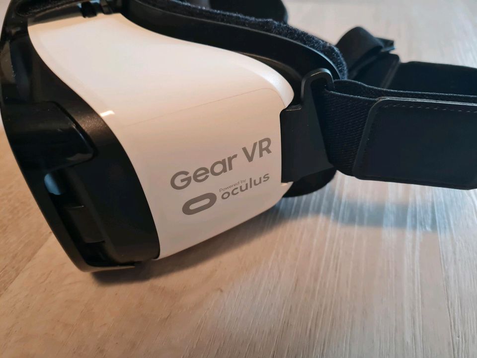 Samsung Gear VR Oculus Brille für Smartphones in Rehfelde