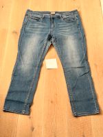 (7) Triangle Damen Jeans Hose blau Gr.52 Niedersachsen - Sickte Vorschau