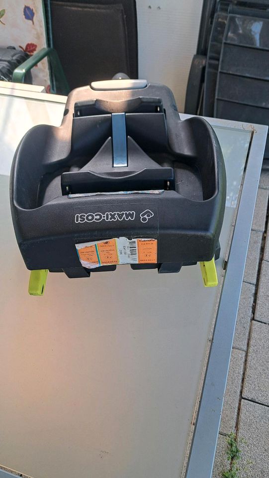 Maxi cosi isofix Befestigungsystem in Stuttgart