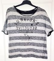 T-Shirt mit Strass-/ Nietenverzierung, Gr. 38-40 Rheinland-Pfalz - Worms Vorschau