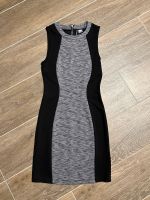Elegantes Kleid schwarz grau Größe S Wuppertal - Elberfeld Vorschau
