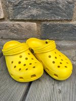 Crocs Kinder C12 gelb Nordrhein-Westfalen - Bedburg Vorschau
