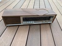 Altes / Retro Radio von Grundig mit Holzverkleidung Nordrhein-Westfalen - Wickede (Ruhr) Vorschau