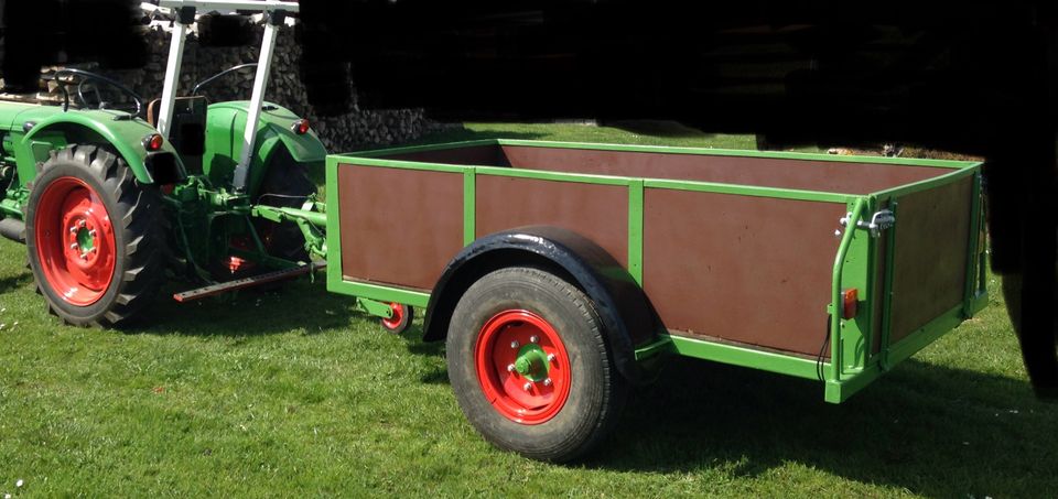 Anhänger Traktor Bulldog LKW Restauriert Oldtimer in Unterschneidheim