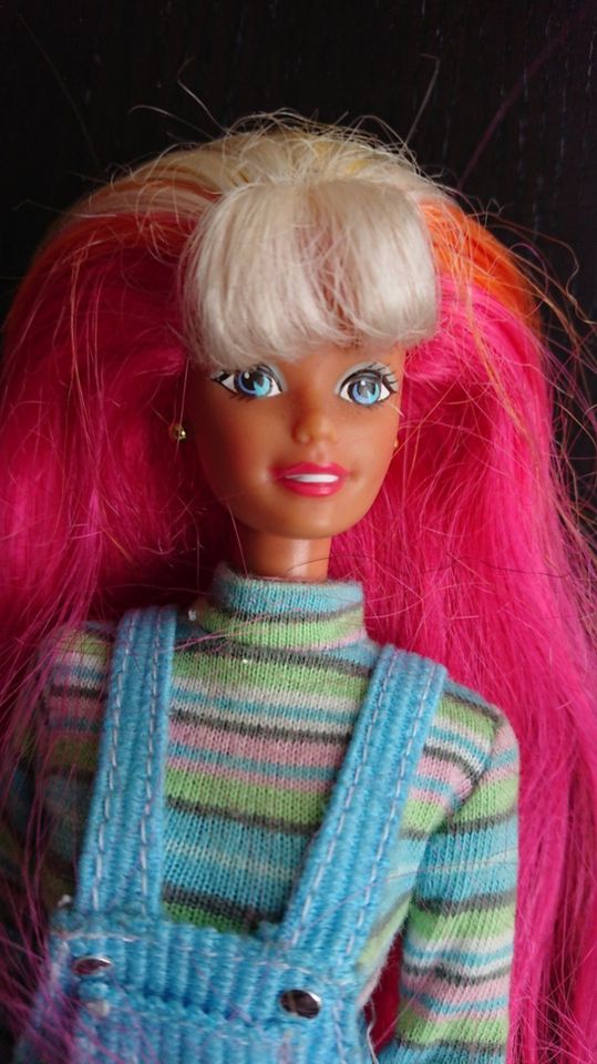 Original Hula Rainbow Hair Barbie 90er in Frankfurt am Main