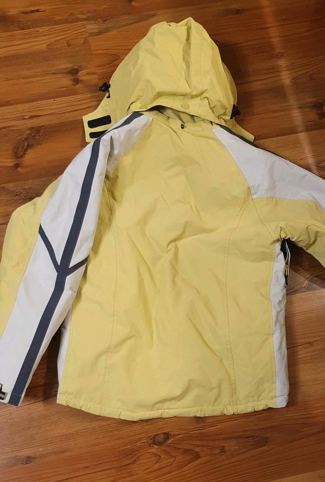 Rossi Winterjacke gr. 164 in Reutlingen