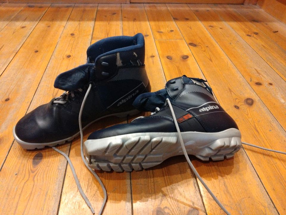 Langlaufski Schuhe Alpina TR-10 Gr. 38/39 in Wietzendorf