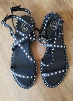 ❤️ Ash Sandalen 39 Leder schwarz silber Nieten wNeu Bayern - Ochsenfurt Vorschau