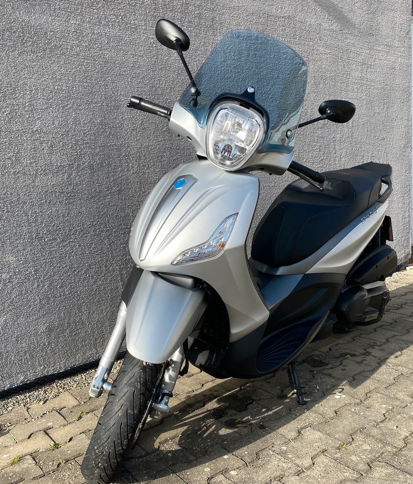Piaggio Beverly 350 Sport Touring in Wolfegg