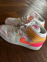 Jordan 1 edge glow Größe 38,5 Kr. Dachau - Dachau Vorschau