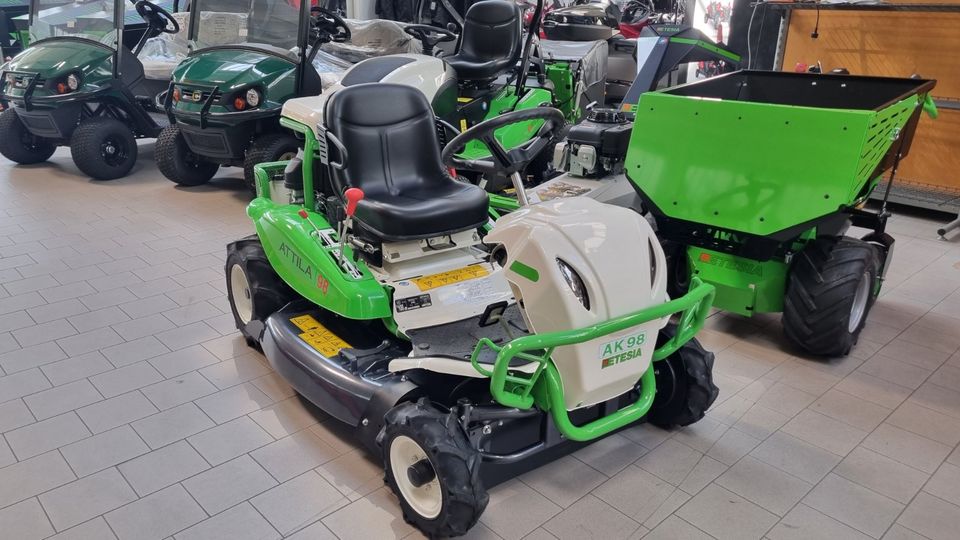 Etesia Attila AK98 Hochgrasmäher Gestrüppmäher Wiesenmäher in Olpe