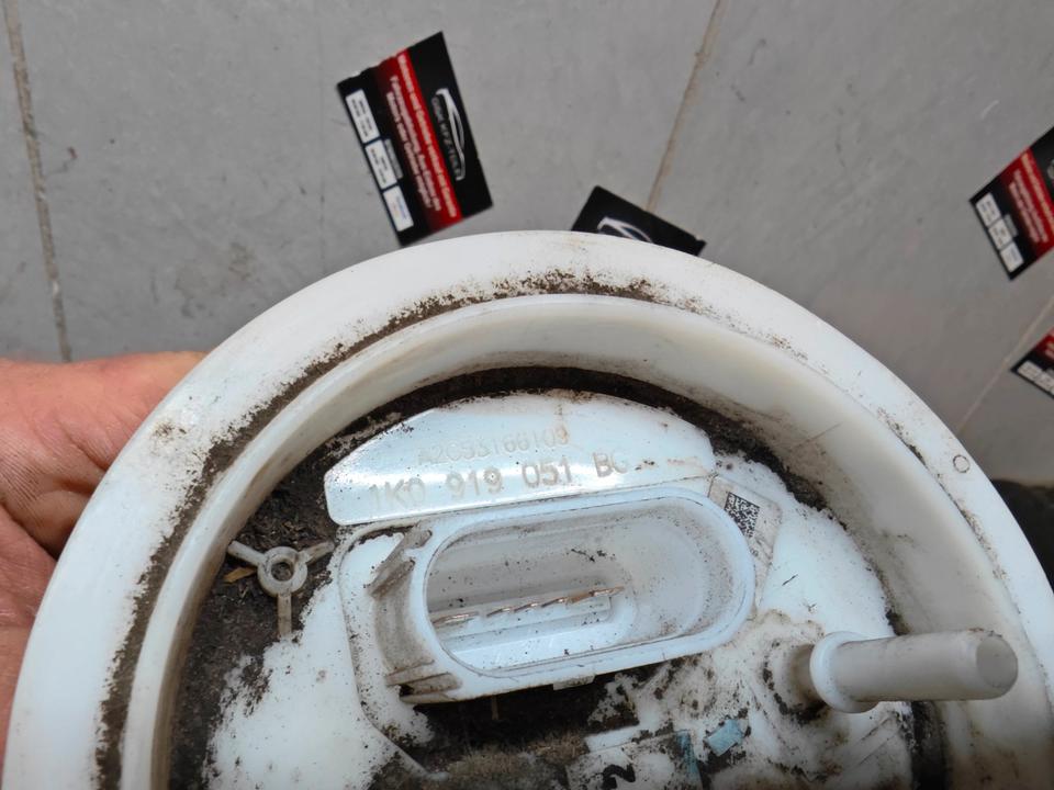VW Golf 6 VI Tankgeber Benzinpumpe Kraftstoffpumpe 1K0919051BG in Dorsten