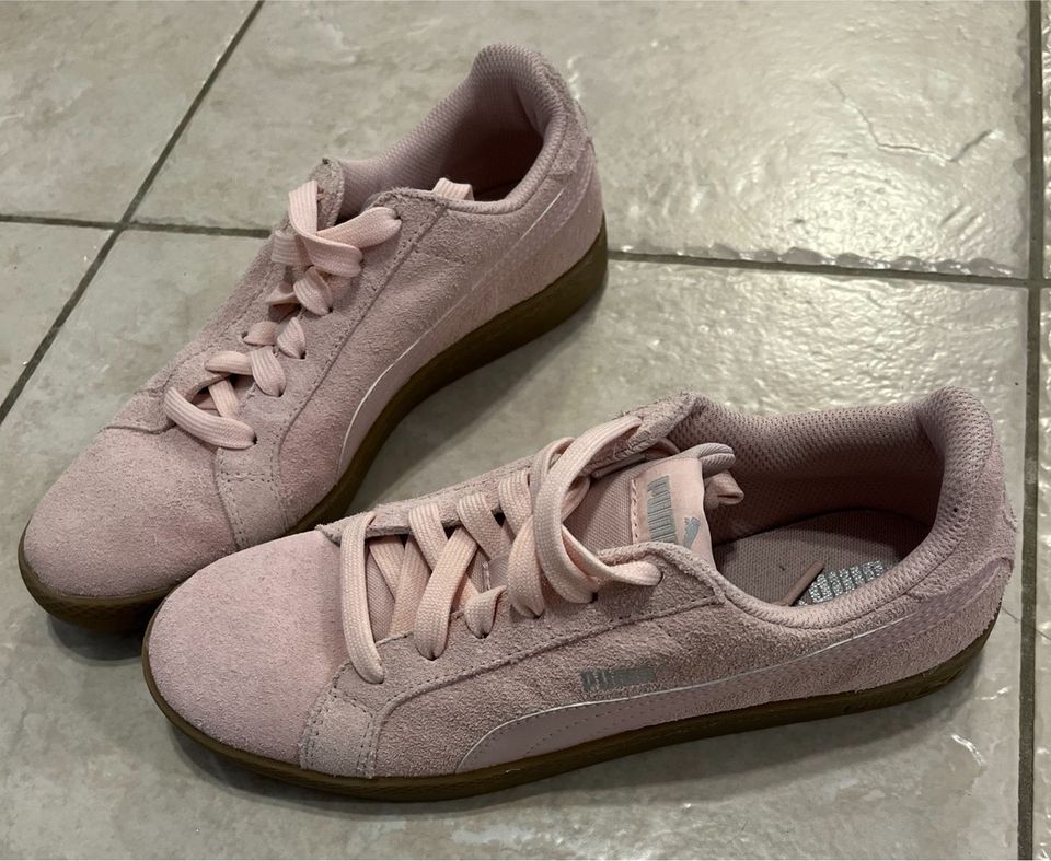 Puma Sneakers Gr. 40 rosa, Wildleder, ungetragen in Bayern - Zeil | eBay  Kleinanzeigen ist jetzt Kleinanzeigen