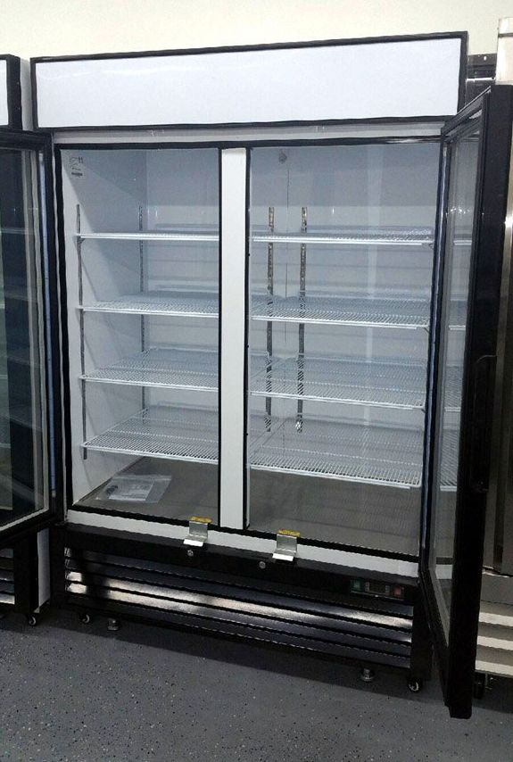 Tiefkühlschrank mit Glastüren ✅ Gefrierschrank Tiefkühlregal NEU in Oberhausen