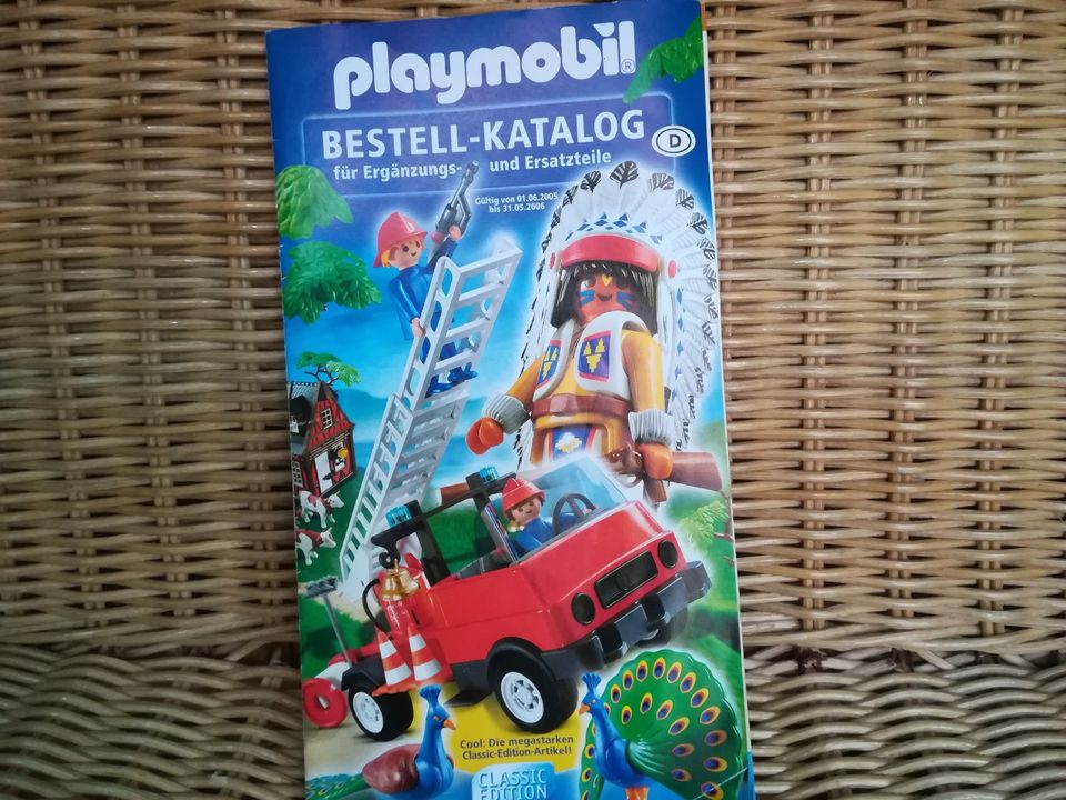 Div. Playmobilkataloge 2005-6, 1974 -2014 (40 Jahre) in Bayern - Fürth |  Playmobil günstig kaufen, gebraucht oder neu | eBay Kleinanzeigen ist jetzt  Kleinanzeigen