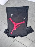 t-Shirt, Jordan Nike 154 160  ab 10 bis 13  jahreje 8 euro  t shi Nordrhein-Westfalen - Leverkusen Vorschau