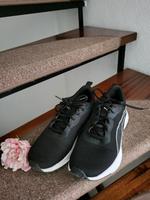 Puma Sport Schuh/Sneaker schwarz-weiss Gr.38,5 Bayern - Kirchehrenbach Vorschau