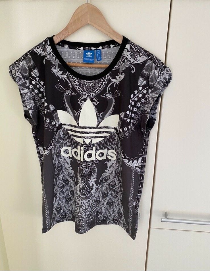 T Shirt Adidas Top Oberteil Größe 34 XS S 36 Neu Grau schwarz in Krumbach Schwaben