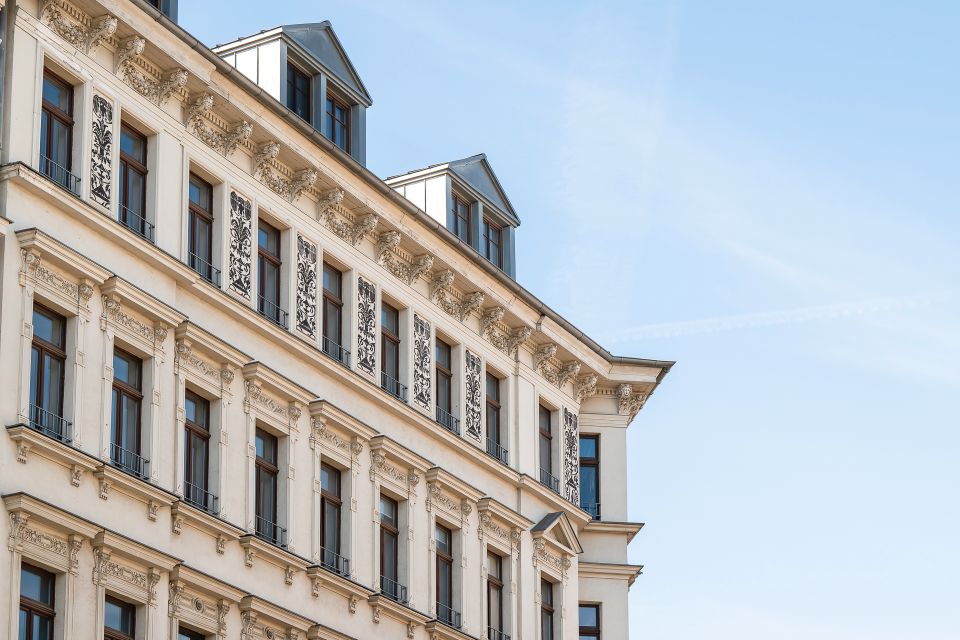 2-Zimmerwohnung mit Wannenbad in Leipziger Denkmal nahe Innenstadt - zum Selbstbezug in Leipzig