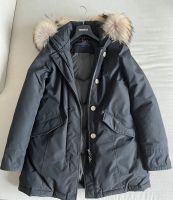 Woolrich Damen Daunenjacke / Daunenparka Größe S Berlin - Hohenschönhausen Vorschau