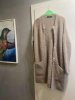 *Neue ungetragene Cardigan von Hallhuber, rosé- powder, kuschelig Bayern - Freilassing Vorschau