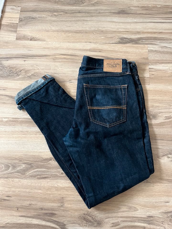 Original Abercrombie & Fitch Jeans in München