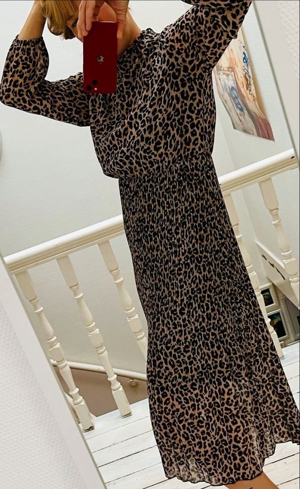 Tigerlilli Leo Print sehr süßes Tigermuster Kleid Leopard in Bremen