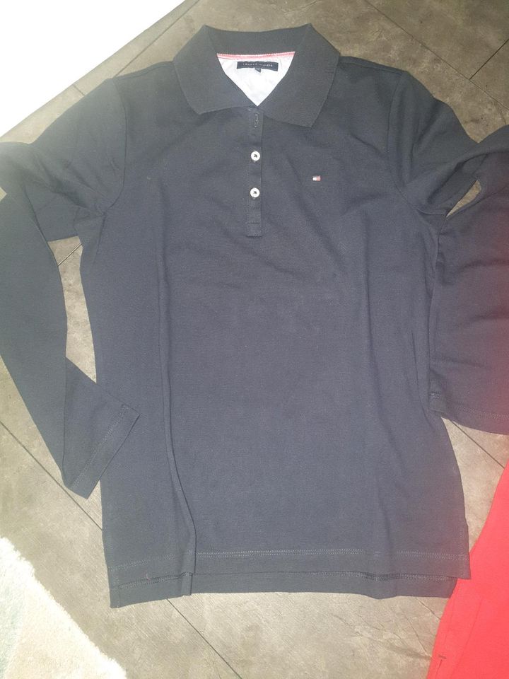 Tommy Hilfiger Damen gr. M Longsleeve +t-shirt 2 teilig neuwertig in Alsdorf