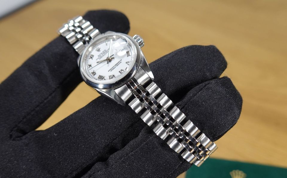 ROLEX 26 mm Lady-Datejust SAPHIRGLAS Oyster Perpetual Ref. 69160 in Gerblinghausen