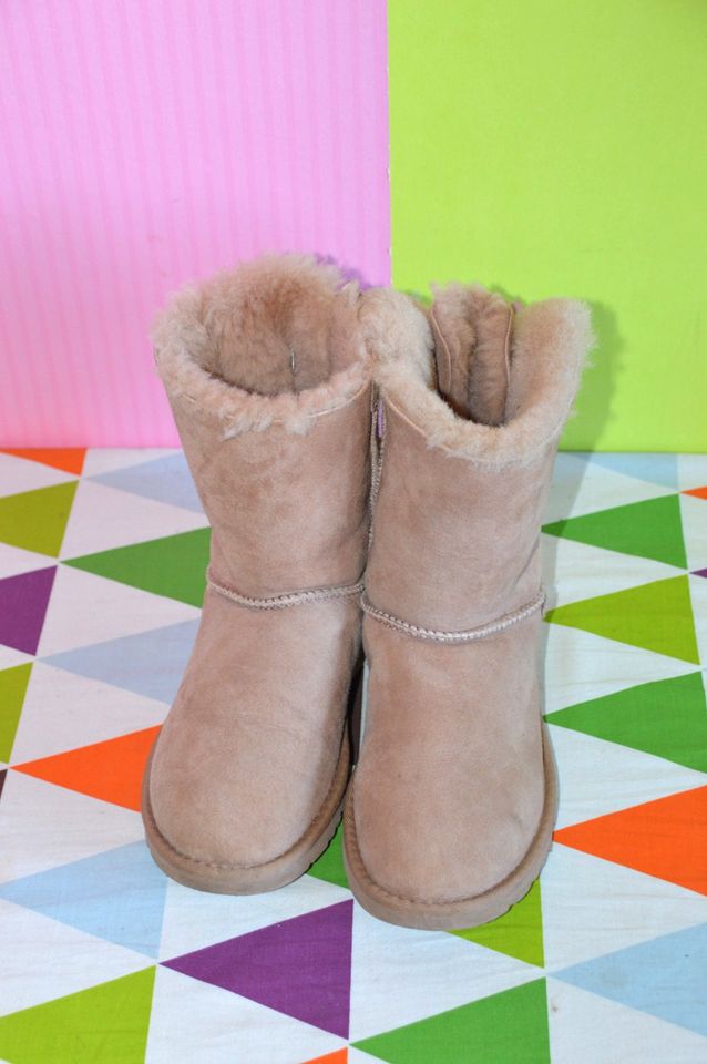 UGG Australia Boots Lammfell Stiefel Stiefelette Booties 36 in Mörlenbach