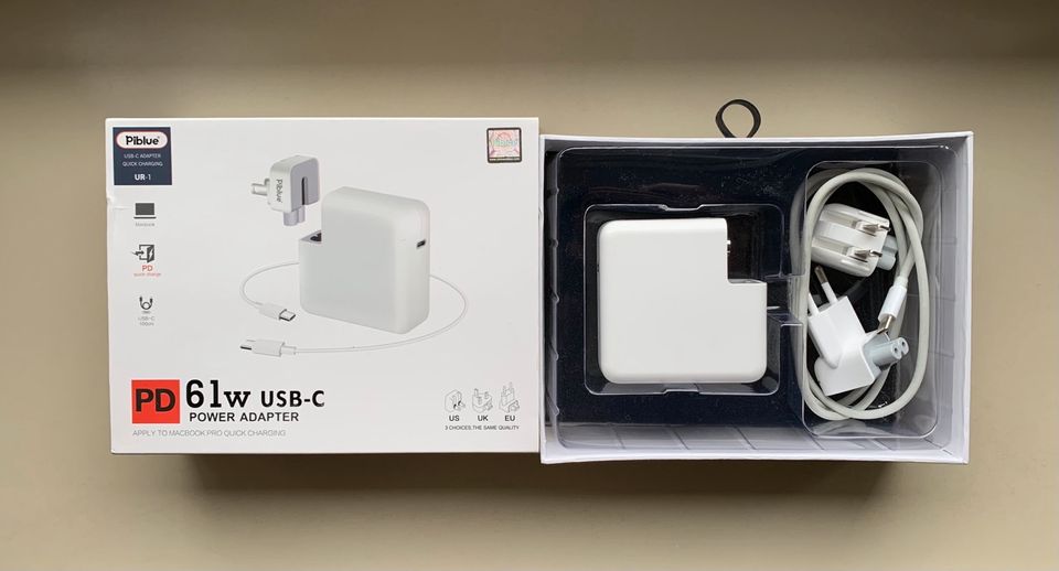 PiBlue 61W USB-C PD Adapter EU/US  Apple Macbook/Pro/Air - Weiß in Bad Driburg