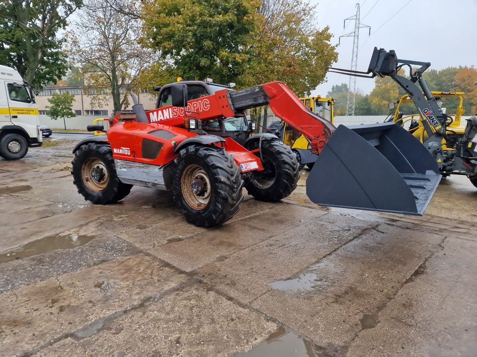 Schaufel 2,4 m Leichtgutschaufel 2,2 m³ Volumenschaufel MANITOU in Görlitz