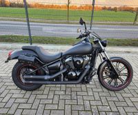 Kawasaki VN 900 C CUSTOM EXTRAS + HELM Niedersachsen - Bawinkel Vorschau