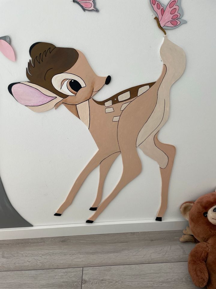 Baby Bett Disney Bambi mit passender Deko in Mahlow