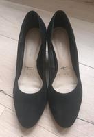 Damenschuhe mit Absatz/Pumps schwarz Gr.39 Tamaris Sachsen - Taura Vorschau