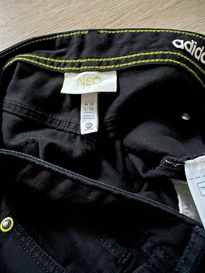 Adidas Neo Jeans Denim Hose Röhrenjeans Skinny Größe 28 Länge 32 in Schönwalde